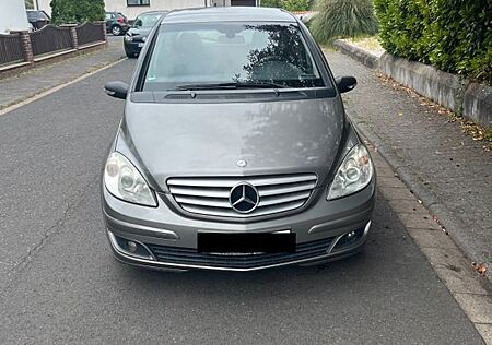 Mercedes-Benz B 180 CDI - AUT, Klima, Bluetooth, Tempomat