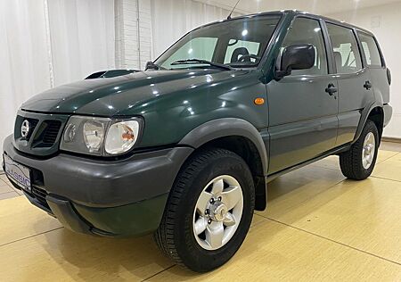 Nissan Terrano 3,0 Di Outdoor 7 Sitzer / Klima