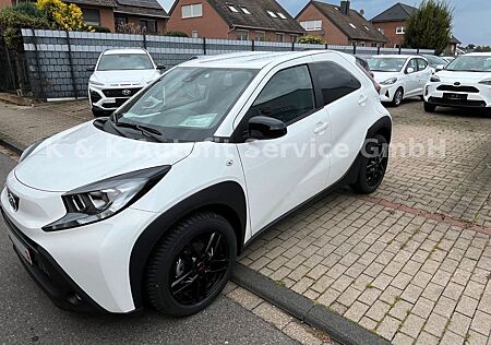 Toyota Aygo (X) Play mit Design-Paket *Kamera, Allwetter*