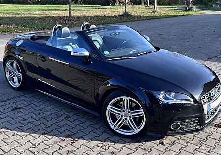 Audi TTS Roadster 2.0 TFSI quattro -