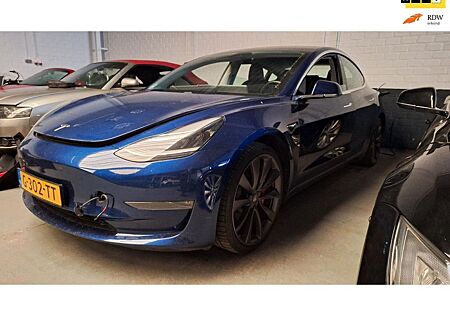 Tesla Model 3 Performance AWD 75 kWh (accu defect!!)