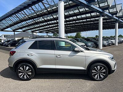 Volkswagen T-Roc Move,AHK,LED,Navi,ACC,Kamera