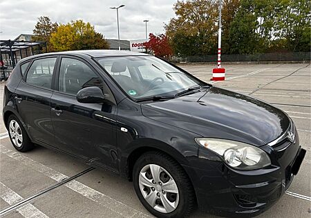 Hyundai i30 1.4 Edition Plus EZ 2009 TÜV/HU 04/27