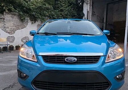 Ford Focus 1.6 Top Zustand