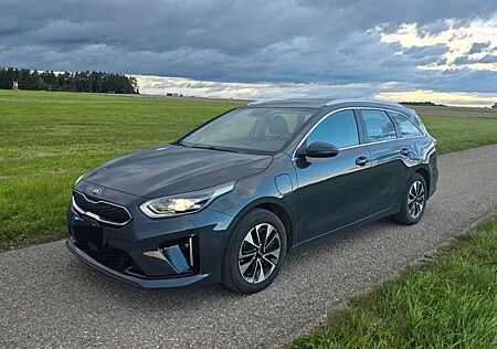 Kia Cee'd / Ceed 1.6 GDI Plug-In Hybrid Spirit S...