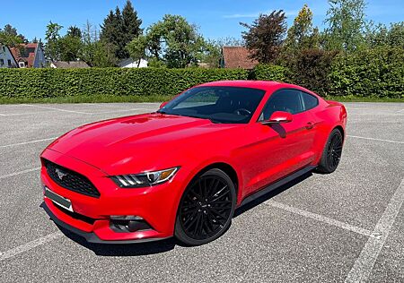 Ford Mustang 2.3 EcoBoost - Unfallfrei