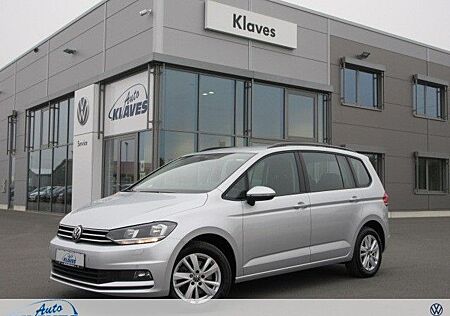 VW Touran Volkswagen Comfortline Navi AHK ACC Kamera DAB+