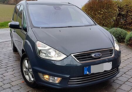 Ford Galaxy 2,0 EcoBoost Titanium PowerShift Titanium