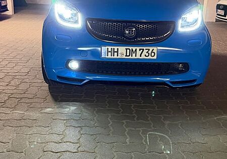 Smart ForTwo Brabus Cabrio x Clusive jbl Kamera