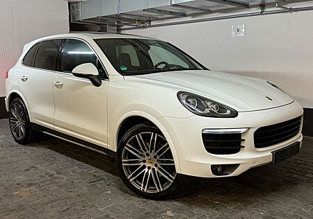 Porsche Cayenne Sport Design BOSE~PANO~TOTWINKEL~21ZOLL~