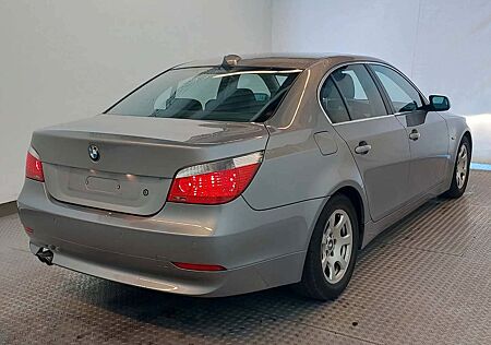 BMW 523i Lim./Voll/Navi/Xenon/SD/PDC