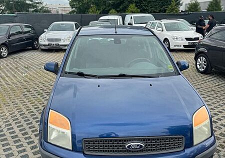 Ford Fusion *TÜV 10/27 *BATTERIE NEU * BREMSEN NEU