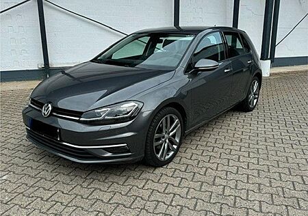 VW Golf Volkswagen 1.5 TSI ACT DSG Highline Highline