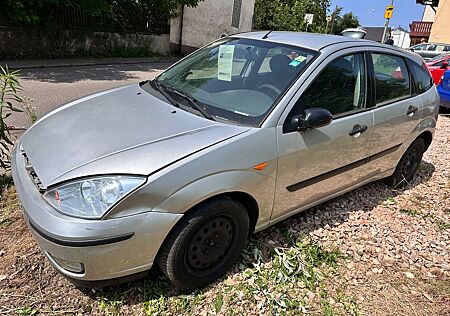 Ford Focus 1.6 Ambiente KEIN TÜV