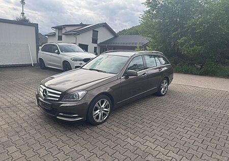 Mercedes-Benz C 250 T CGI BlueEfficiency LEDER NAVI XENON MFL