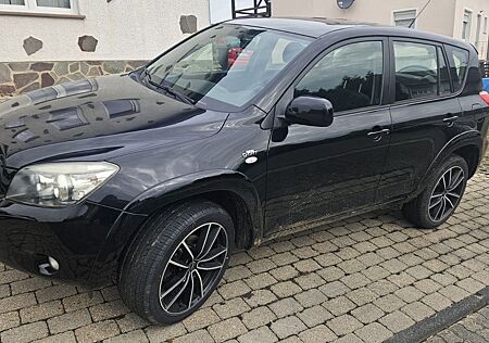 Toyota RAV 4 2.2-l-D-CAT 4x4 Sol