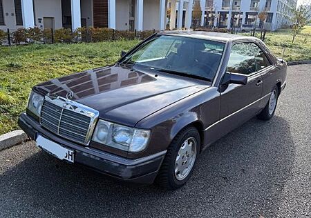 Mercedes-Benz E 220 W124 220CE H-Kennzeichen
