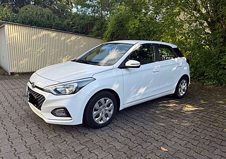 Hyundai i20 1.0 T-GDI 74kW DCT Active Trend Active Trend