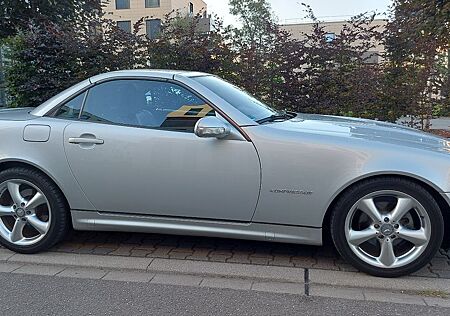Mercedes-Benz SLK 200 200K mit Dachautomatik bis 50 Km/h