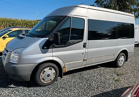 Ford Transit - 9 Sitze und Klima