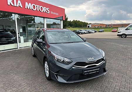 Kia Cee'd Sportswagon cee'd SW 1,5T DCT Vision Komfort Navi Kamera SHZ