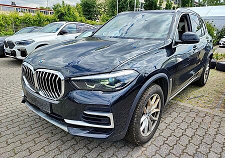 BMW X5 xDrive 30 d xLine Leder Komfortsitze Head-Up