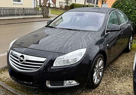 Opel Insignia 2.0 Turbo ECOTEC 4x4 8fach, Navi