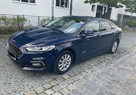 Ford Mondeo 2,0 Hybrid Automatik Hybrid Navi