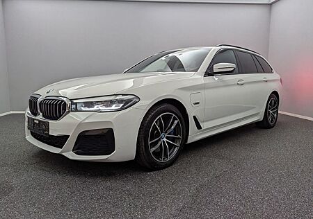 BMW 530e Touring xDrive M Sport*PANO*AHK*H&K*KAMERA