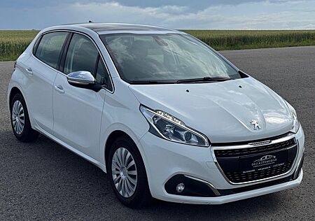 Peugeot 208 Allure *Pano-Dach,1.Hand,5-türig,110PS*