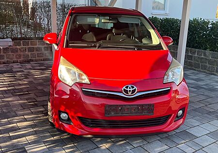 Toyota Verso-S 1,33-l-Dual-VVT Club Club