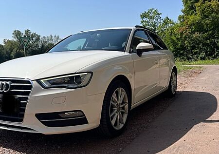 Audi A3 1.4 TFSI Sportback Ambition 2.Hd. Scheckheft