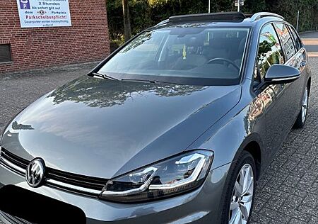 VW Golf Volkswagen 1.5 TSI DSG Highline Variant | VIRTUAL