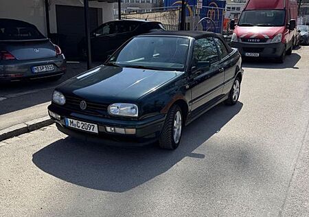 VW Golf Volkswagen 1.6 Standard