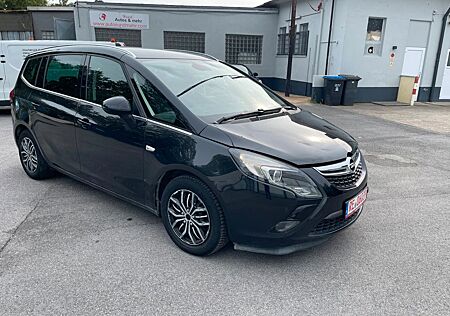 Opel Zafira C Tourer Sport*AUT*Navi*Xenon*7 Sitzer*