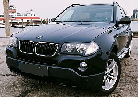 BMW X3 2.0i - xDrive TOP ZUSTAND*PANO*LEDER*SHZ*PDC