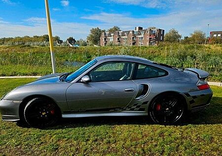 Porsche 996 GT2 GT2