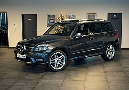 Mercedes-Benz GLK 300 4Matic AMG *1.Hand*Panorama*Scheckheft*