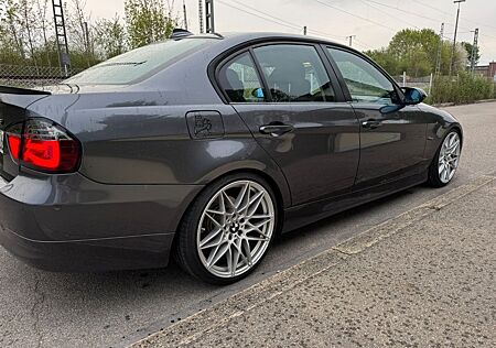 BMW 325i -2.5/Fahrwerk/Alcantara/Ambiente/Auspuff