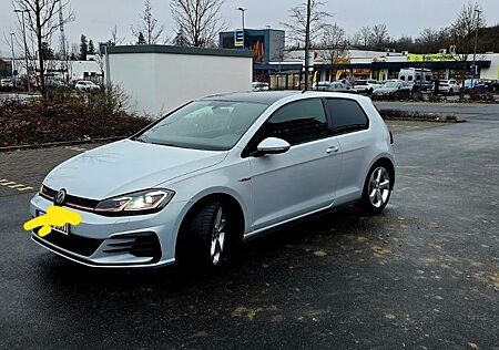 VW Golf Volkswagen 2.0 TSI DSG GTI GTI