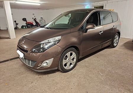 Renault Grand Scenic Dynamique TCe 130 Dynamique