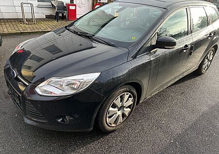 Ford Focus Turnier Trend 1.0