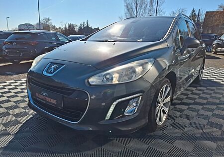 Peugeot 308 SW Allure*Panorama*Alu*Navi*2-Hand*