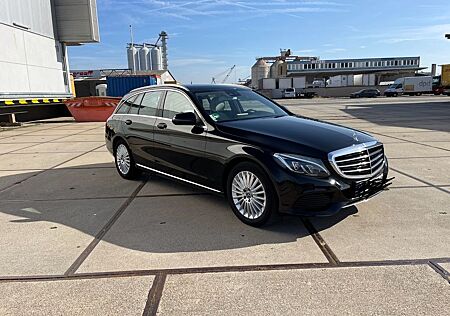 Mercedes-Benz C 220 d 4MATIC T AVANTGARDE Autom. AVANTGARDE