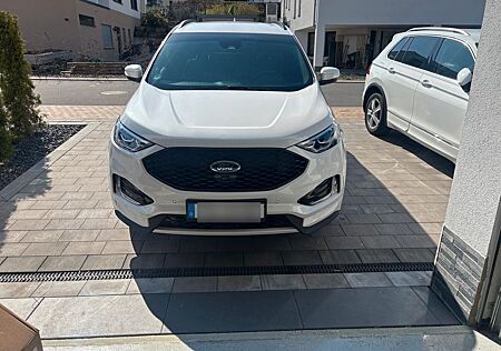Ford Edge 2,0 l EcoBlue Bi-Turbo 4x4 ST-LINE Auto...
