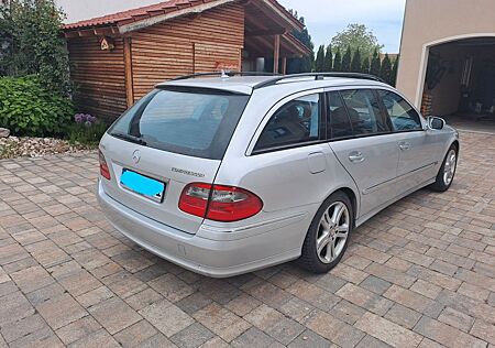 Mercedes-Benz E 200 KOMPRESSOR T AVANTGARDE Avantgarde