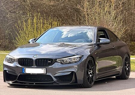 BMW M4 Competition F82 Coupé LCI 360° H&K Unfallfrei