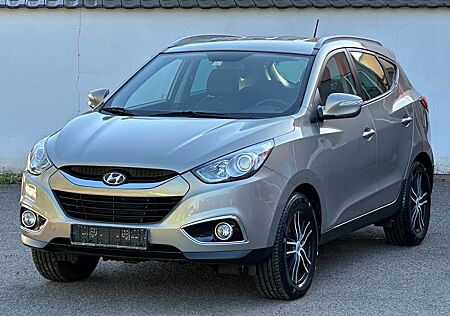 Hyundai ix35 2.0 CRDI Premium AWD*Klima*Leder*Navi*Alu*
