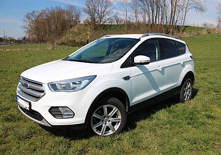 Ford Kuga 1.5 EcoBoost 2x4 Trend Sync Keyless Tempo