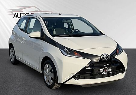 Toyota Aygo (X) 1,0 x-play Temp Klima Freisprech BT el.SP